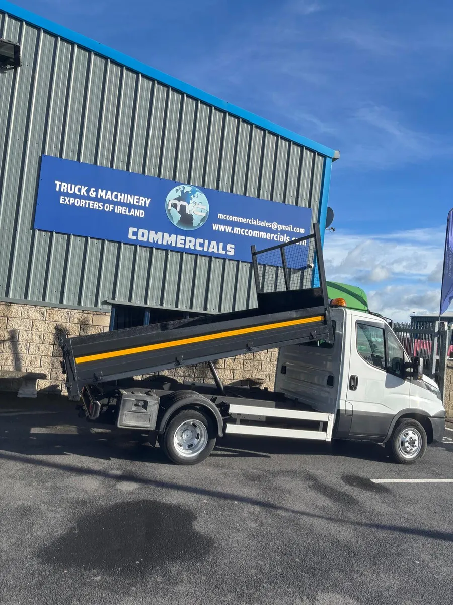 For Sale: 2016 Iveco Tipper - Image 1