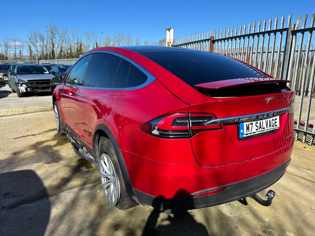 20 Tesla Model X Long range 150km - Image 3