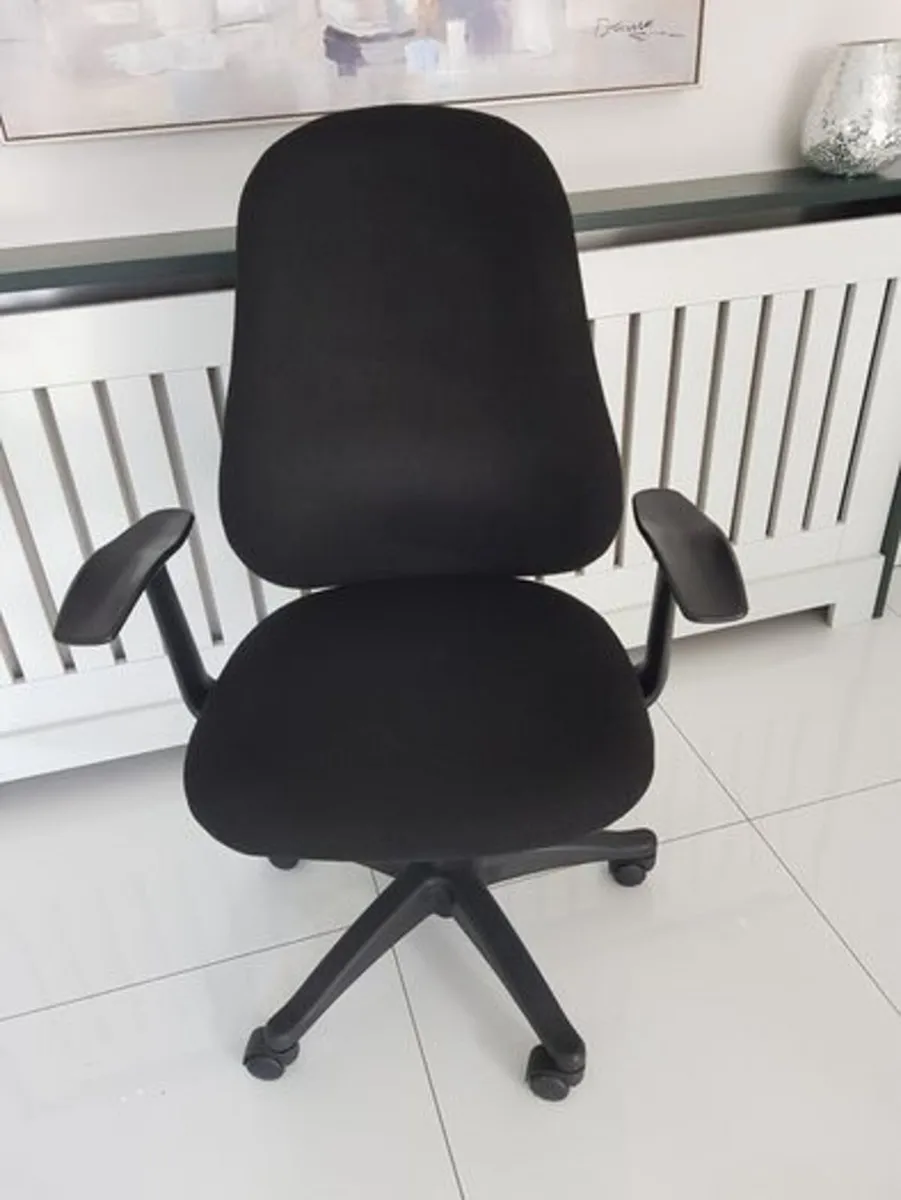 Office Chair - Image 1