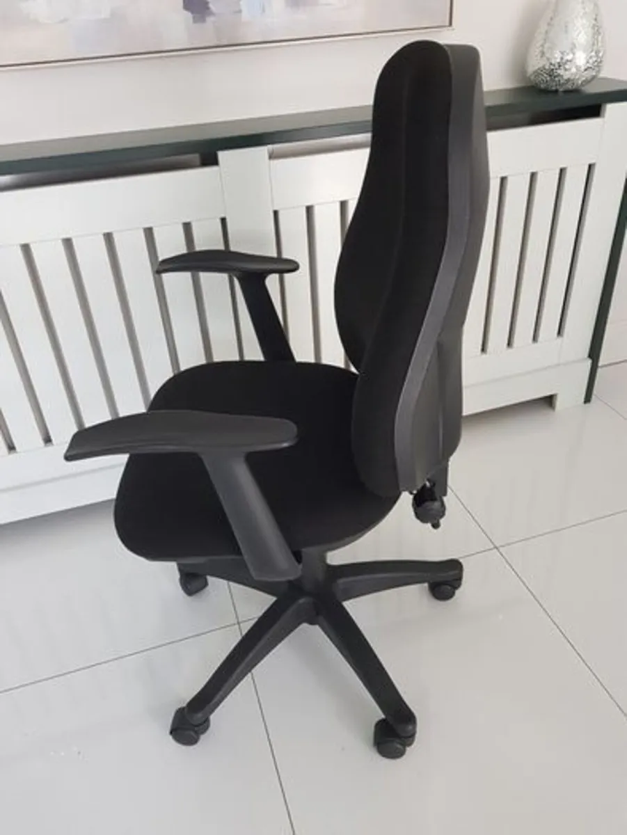 Office Chair - Image 3