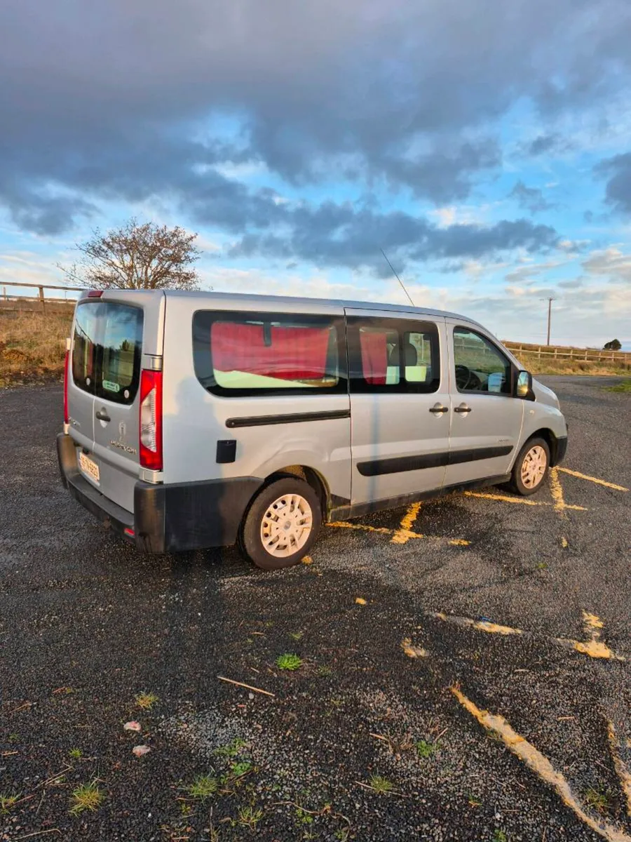 Dispatch campervan - Image 4