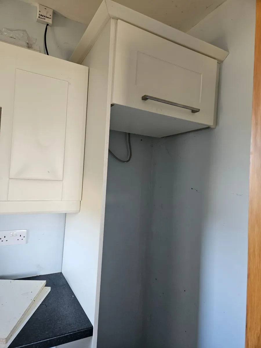 Full kitchen for sale - Image 3