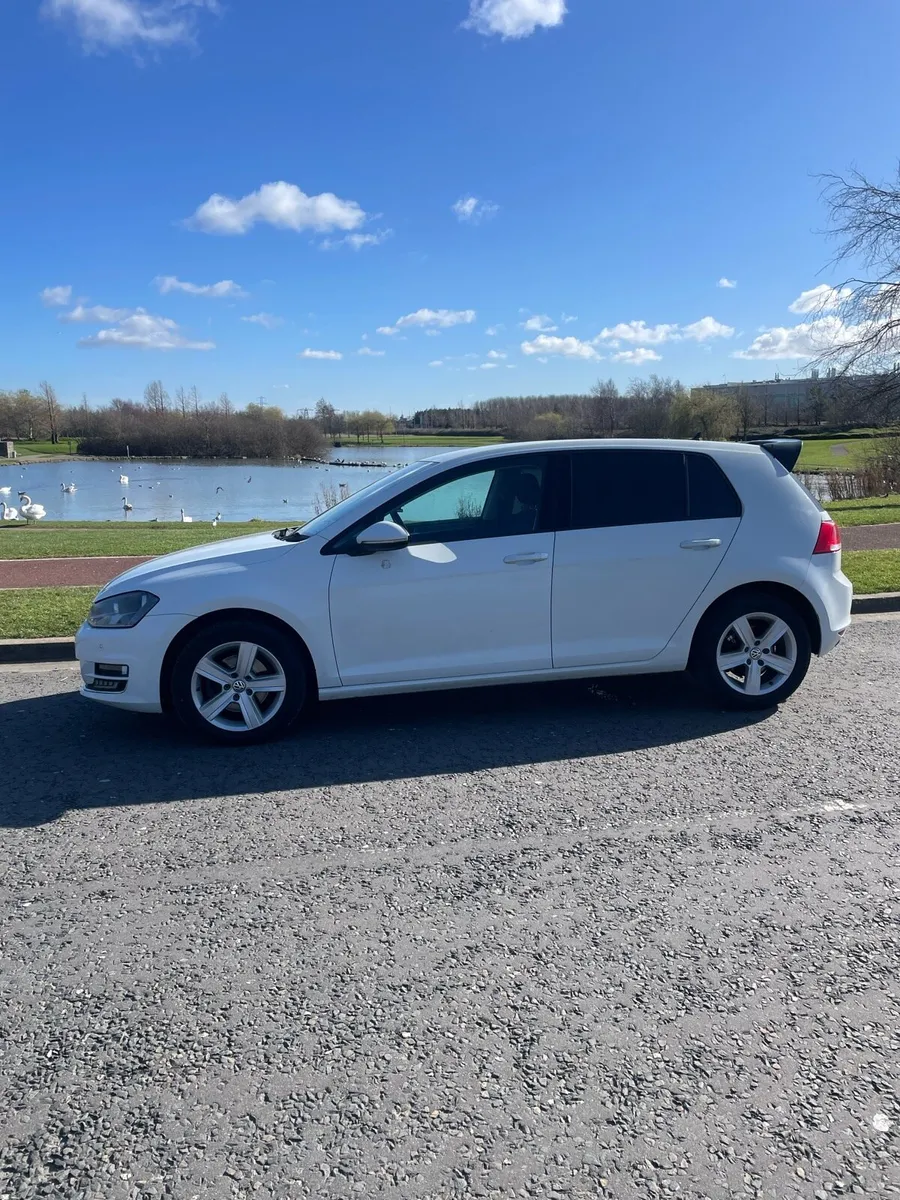 Volkswagen Golf 1.6D match - Image 1