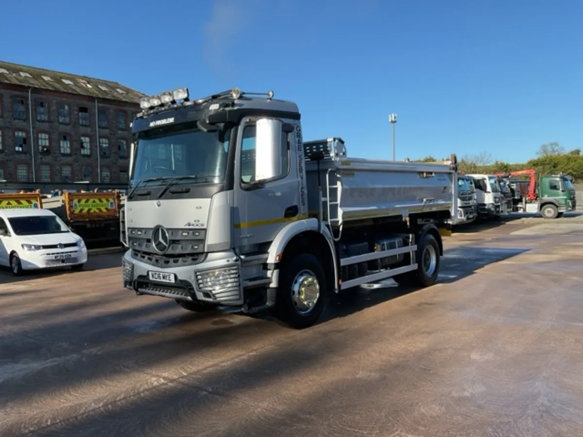 2016 Mercedes Arocs 1827 4x2 18T Tipper - Image 3