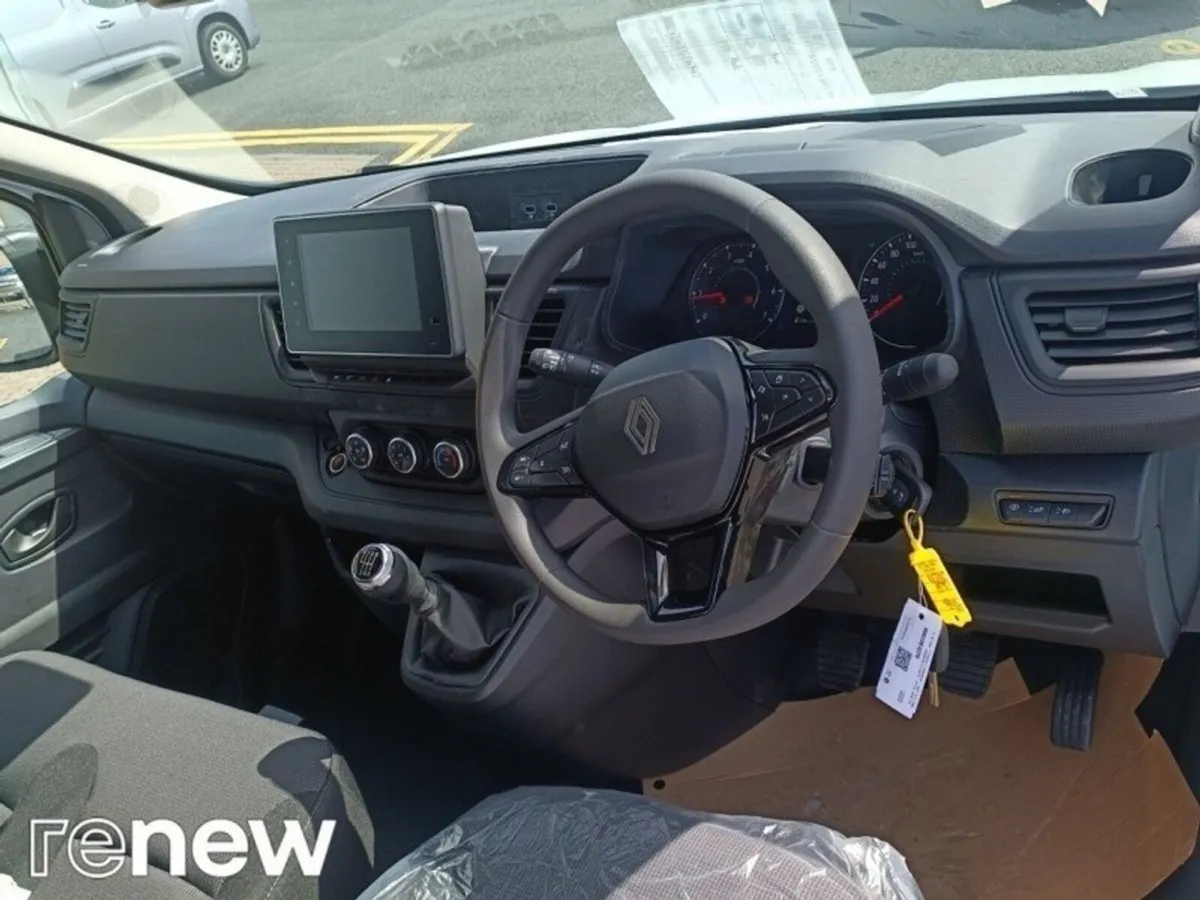 Renault Trafic Trafic LL30 Blue dCi 130 Start Pane - Image 3