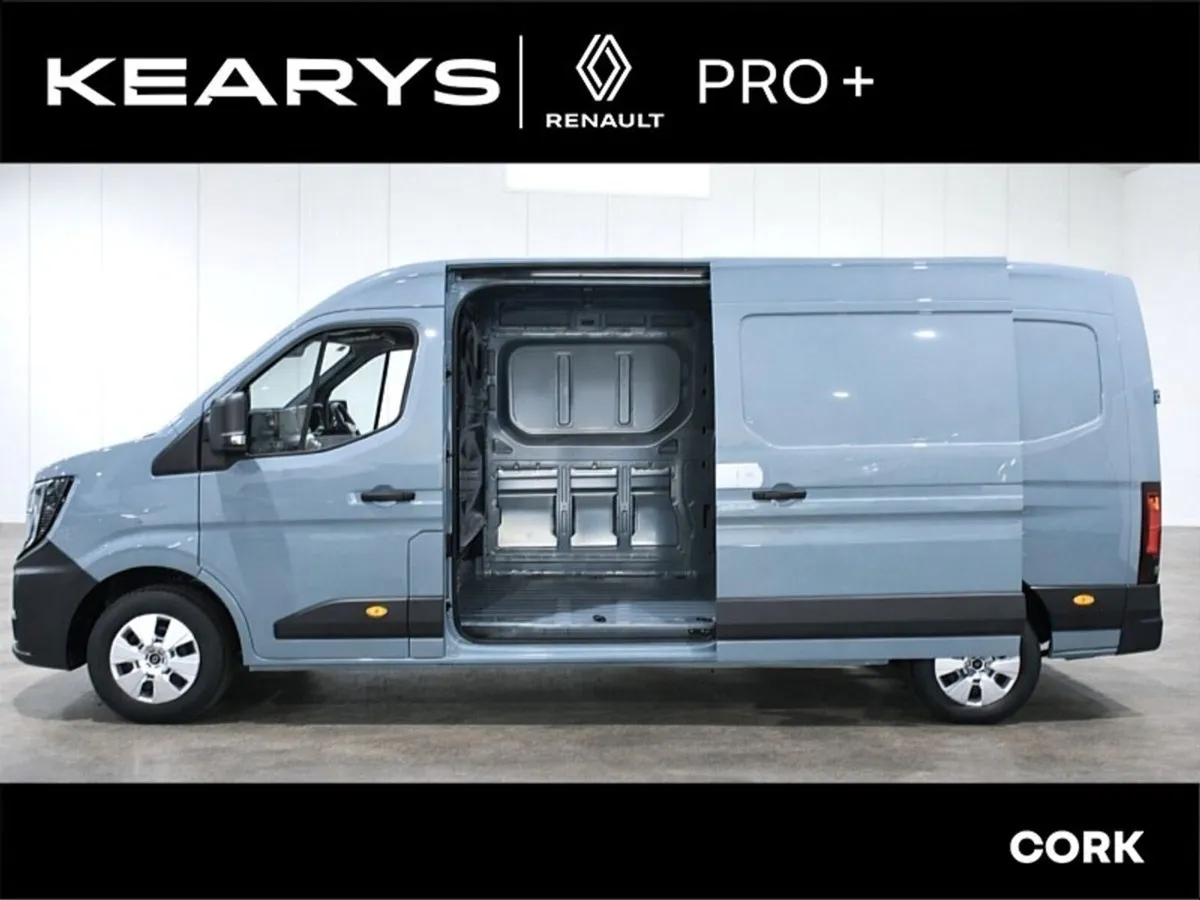 Renault Master FWD LM35 Blue dCi 170 EDC Advance E - Image 3
