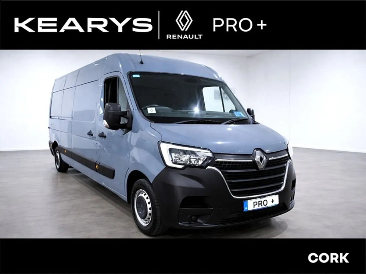 Renault Master FWD LM35 Blue dCi 135 Business MY22 - Image 1