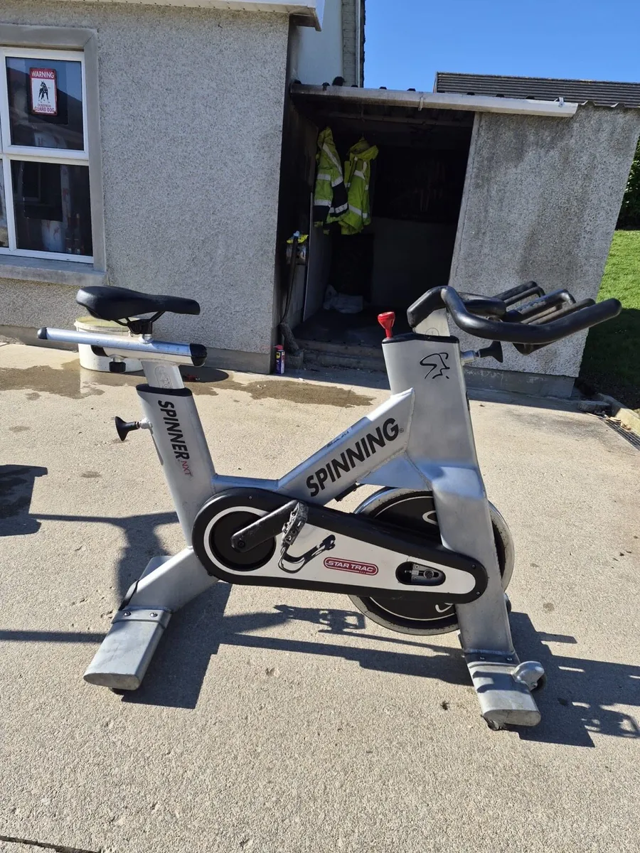 Spin bike - Image 1