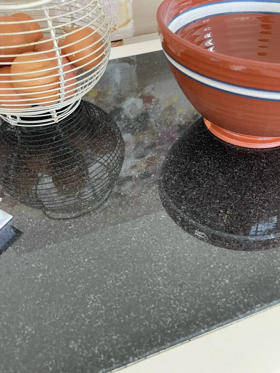 Granite top Kitchen Island Unit/Sideboard - Image 4