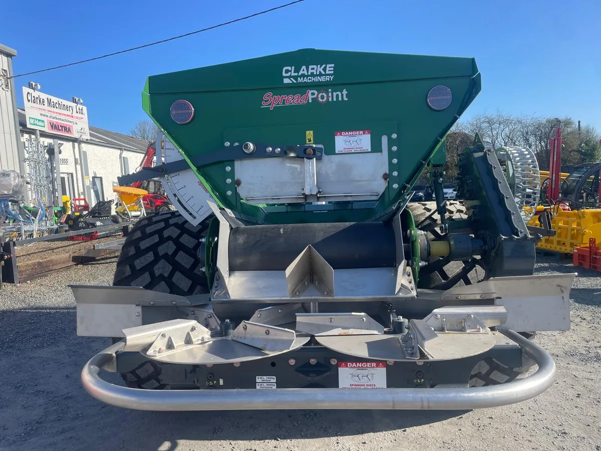 Spreadpoint SP400 6 Ton Lime Spreader - In Stock - Image 3