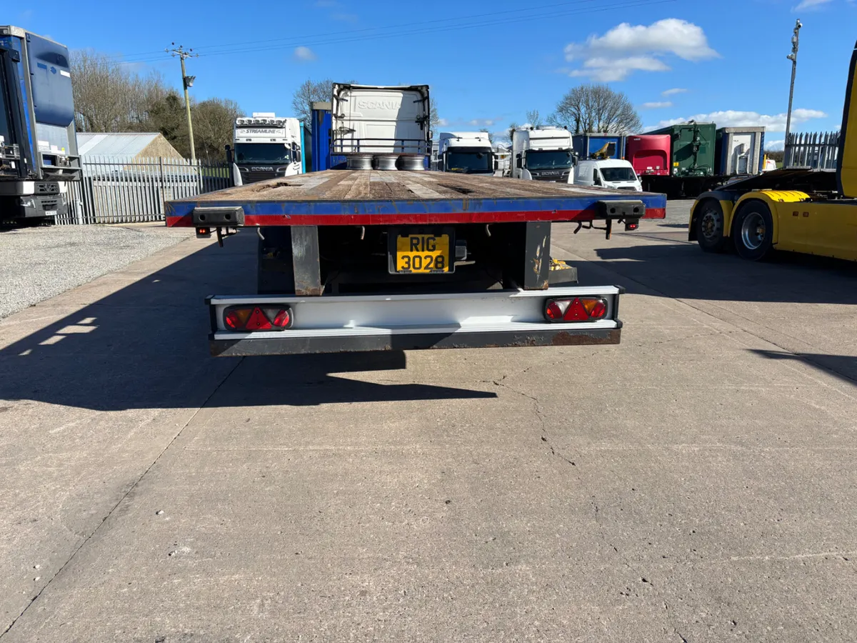 2013 Montracon 13.6 Flat Twist locks Posts Drum - Image 2