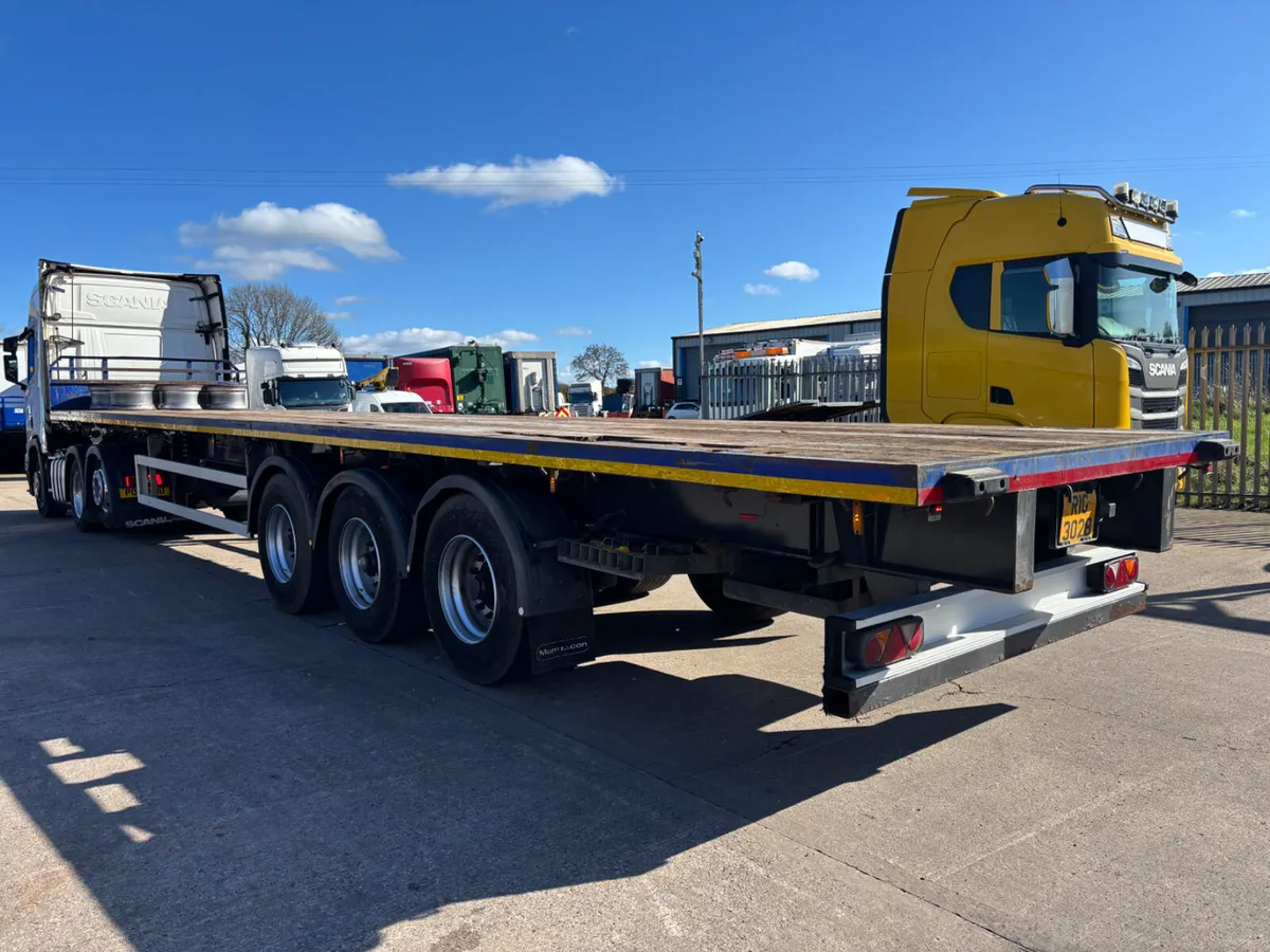 2013 Montracon 13.6 Flat Twist locks Posts Drum - Image 3