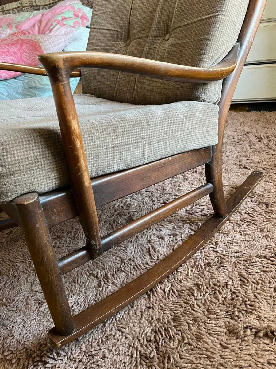 Rocking chair - Image 2