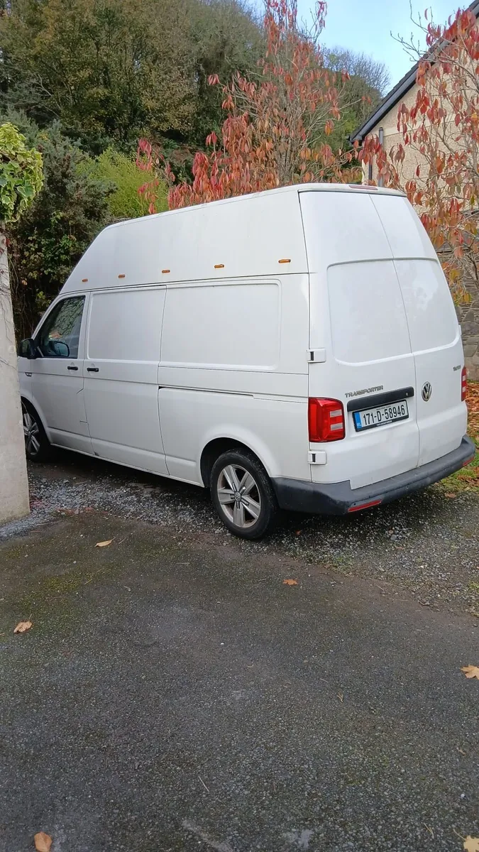 Volkswagen Transporter 2017 - Image 3