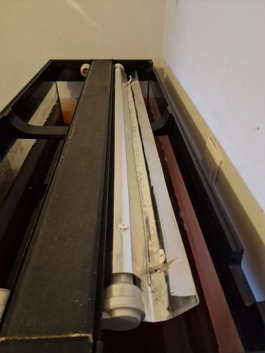 Juwel 160L Aquarium with stand - Image 4