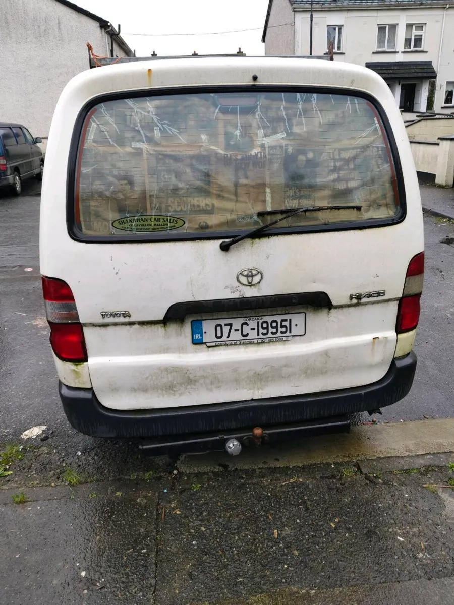 Toyota hiace - Image 4
