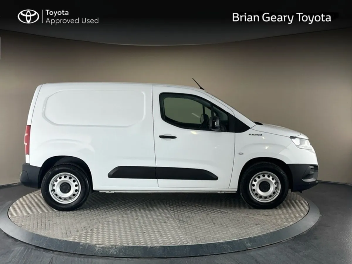 Toyota Proace City 50KWH GX SWB - Image 3