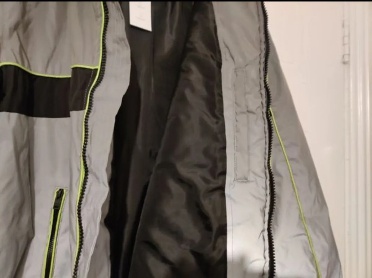 Mens Jacket NEW - Image 2