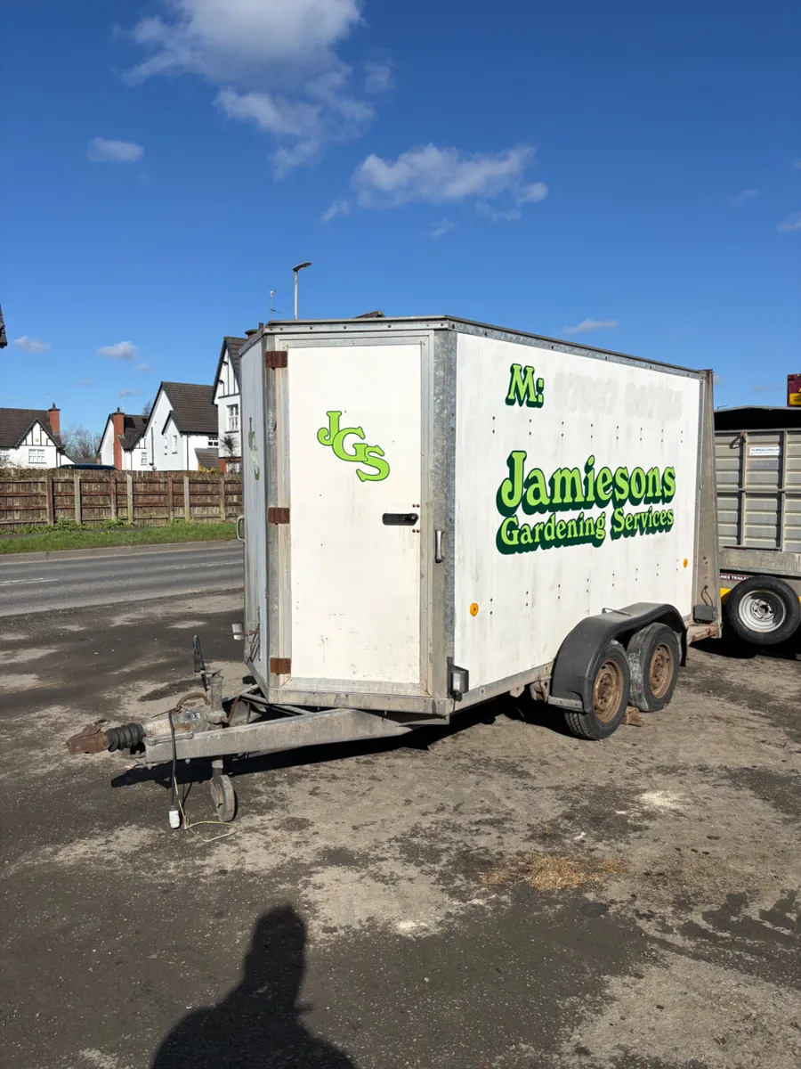 Ifor Williams 10ft towavan - Image 1