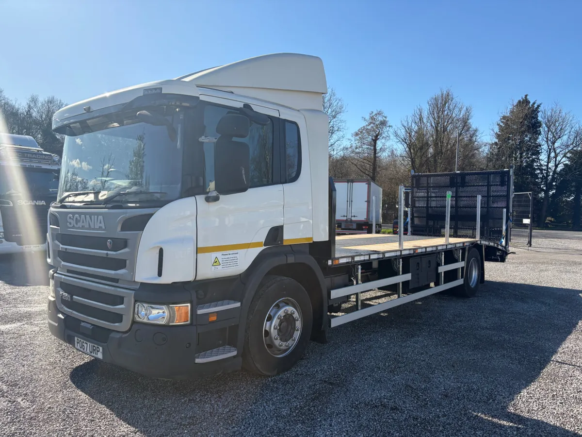 2017 Scania P250 18 Ton Beavertail - Image 1