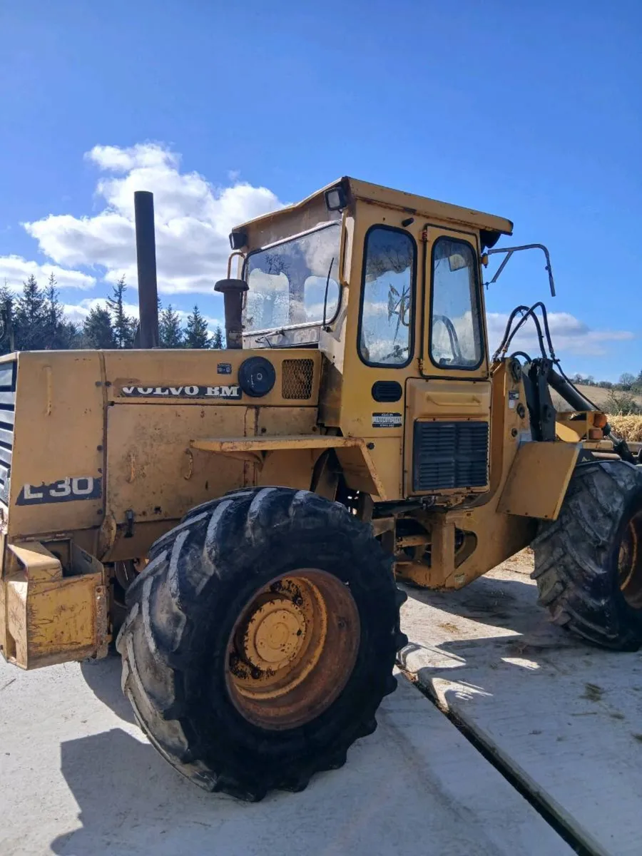 Volvo BM L30 loader - Image 4