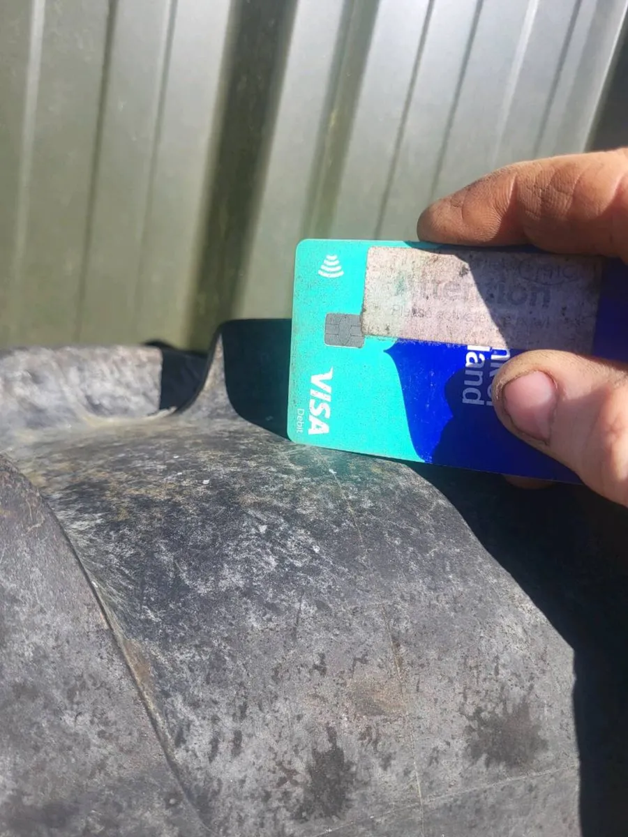 John Deere Row Crop Wheels 230/95 R44 - Image 4