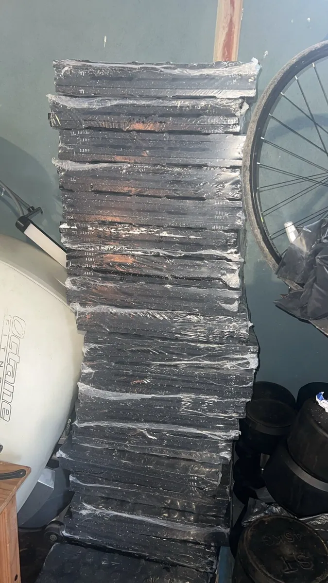 New easy clean gym flooring 4sq mtr 20mm - Image 3