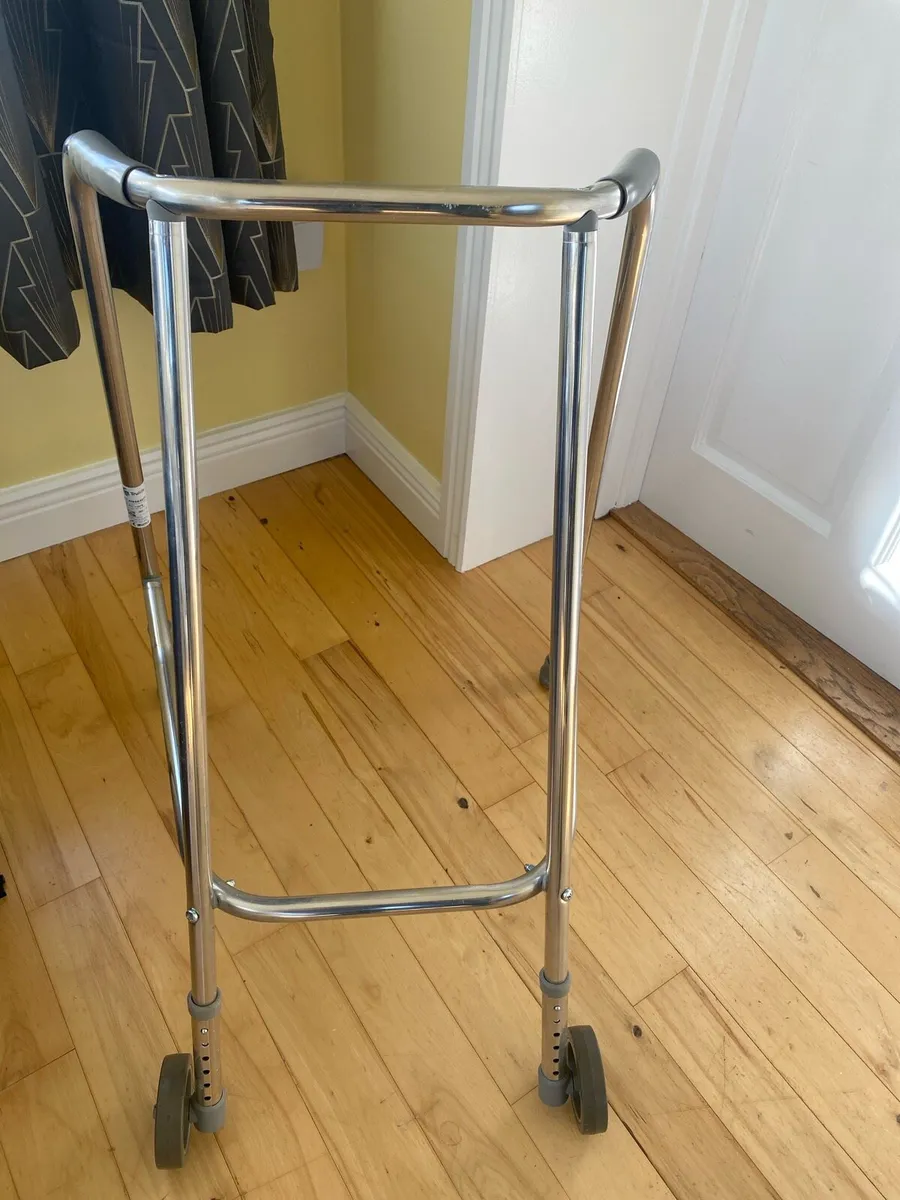 Walking aid - Image 1