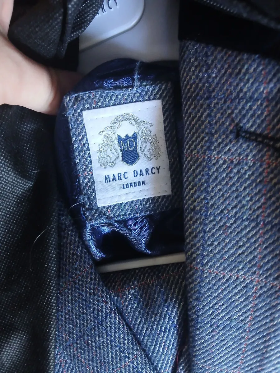 Communion suits - Image 3