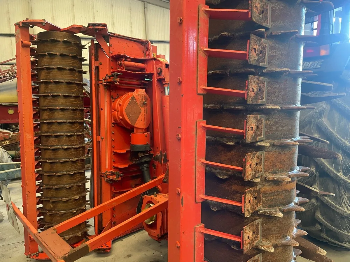 Kuhn 4m hyd fold - Image 3