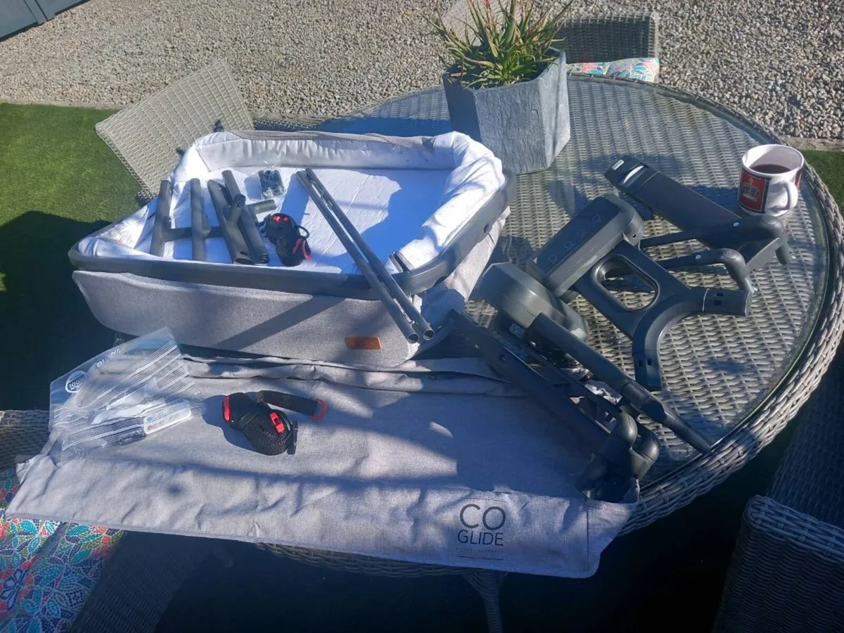 Baby Elegance Co Glide electric cot, fully working - Image 1