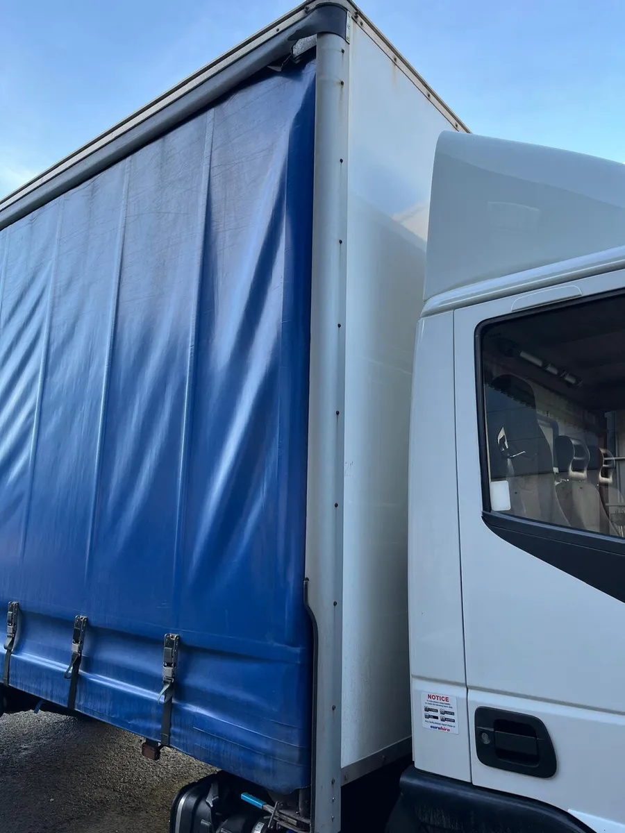 2021 Curtainside Body - Image 3