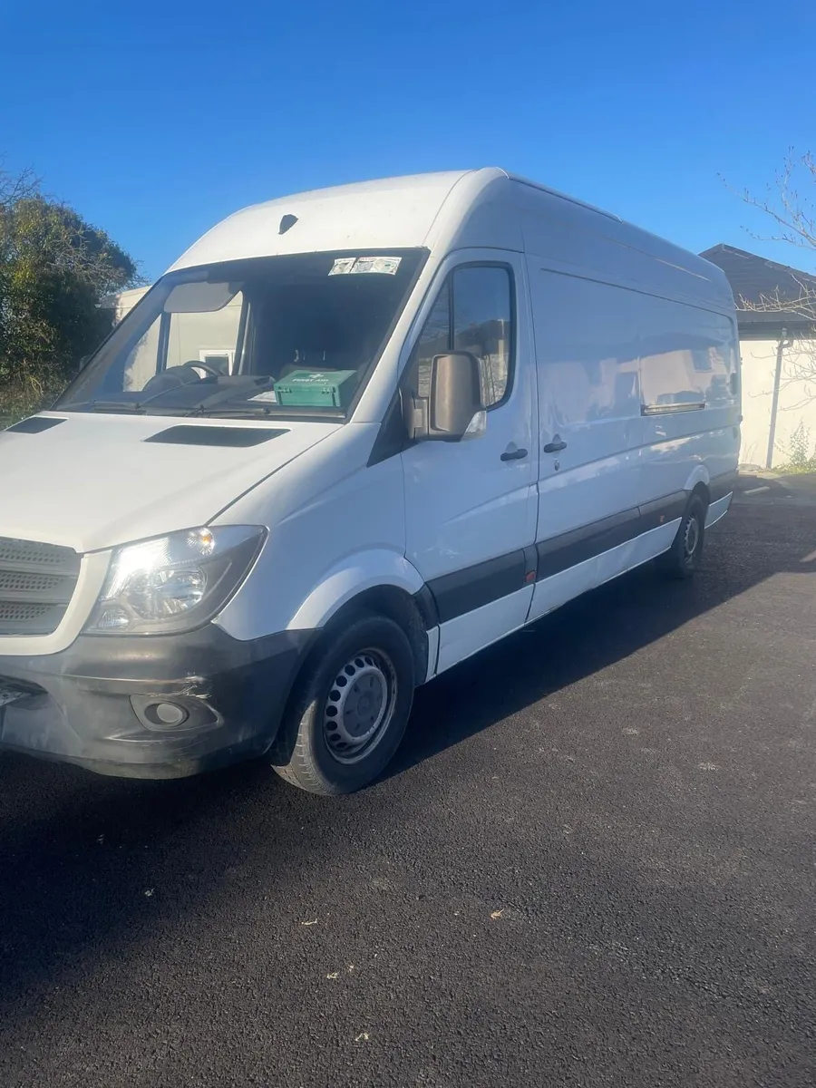2014 Mercedes Sprinter - Image 4