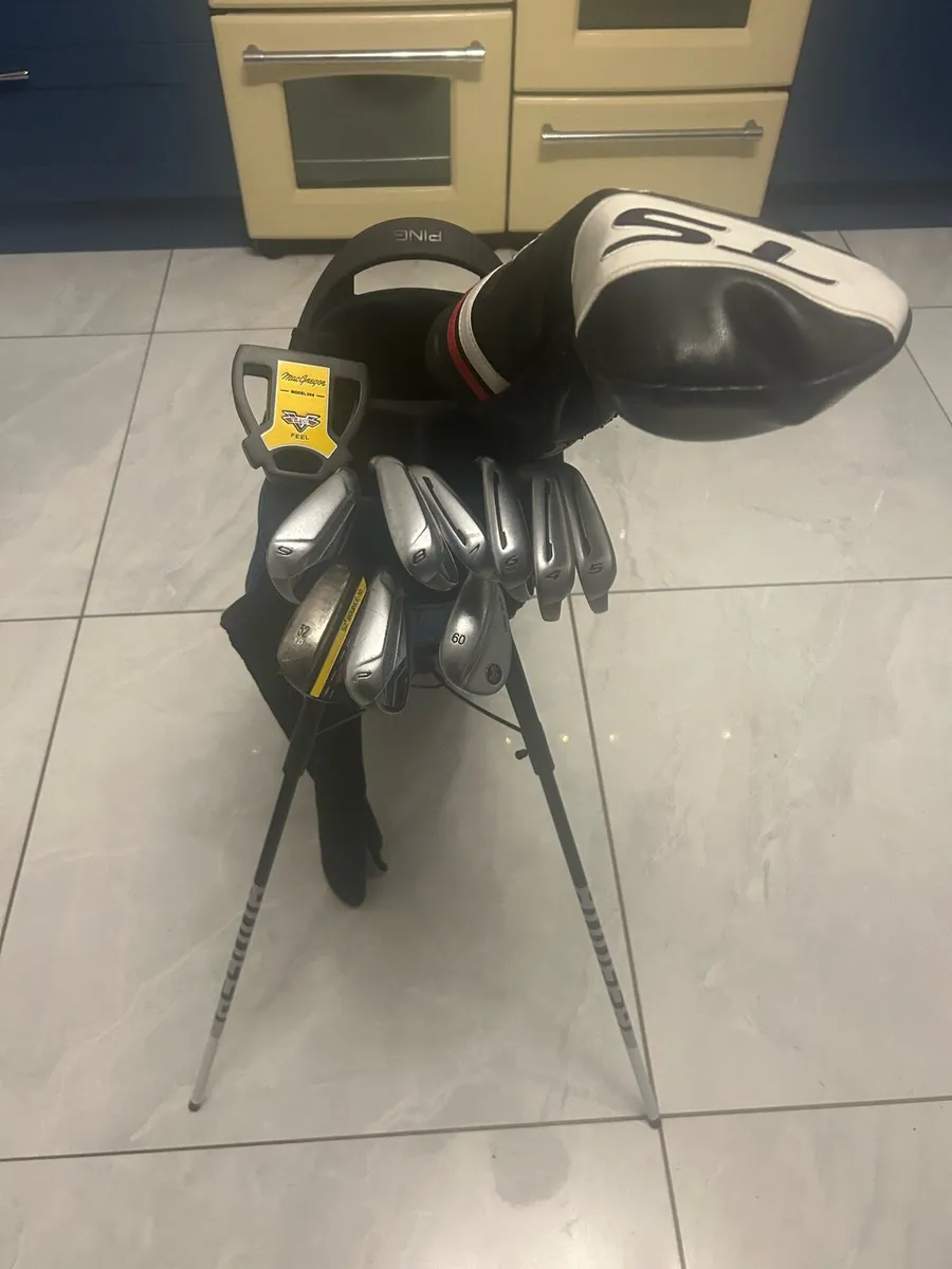 Golf clubs - Image 1