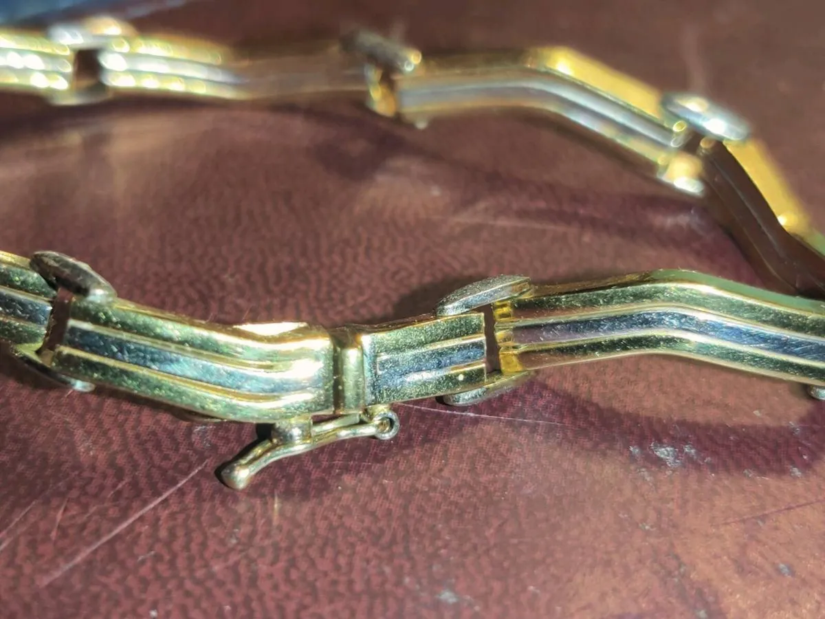 STRIPED YELLOW & WHITE GOLD, 9CT 11.19g Bracet ! - Image 2