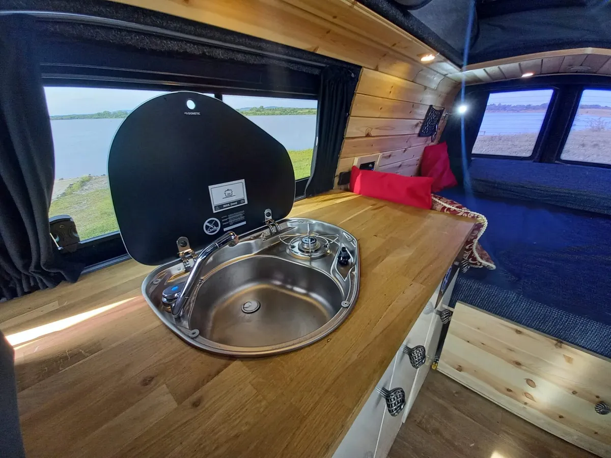 VW TRANSPORTER CAMPERVAN - Image 3