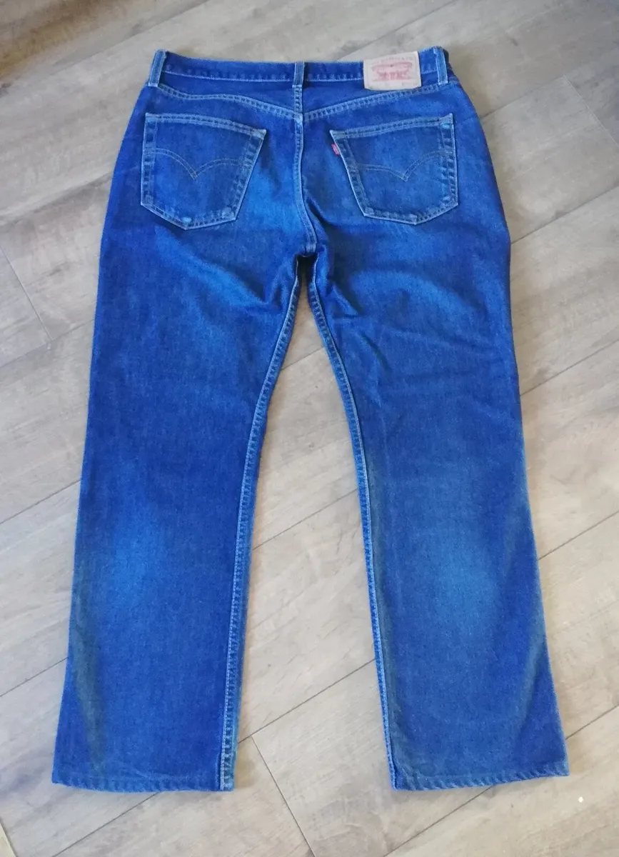 Men's Levi 527 jeans regular boot cut leg W34 - Image 1