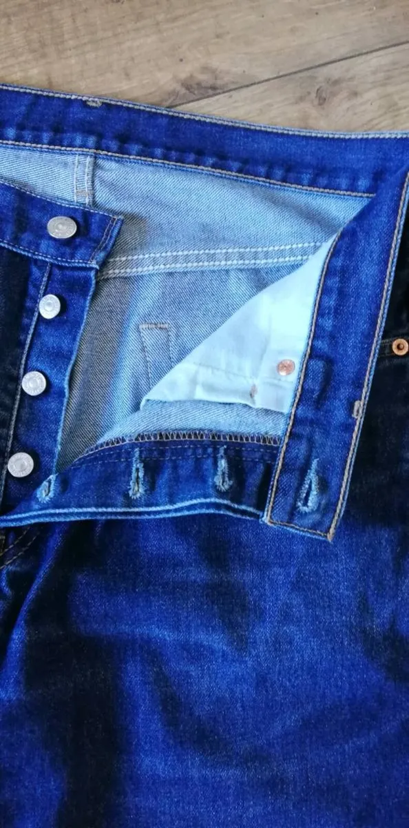 Men's Levi 527 jeans regular boot cut leg W34 - Image 4