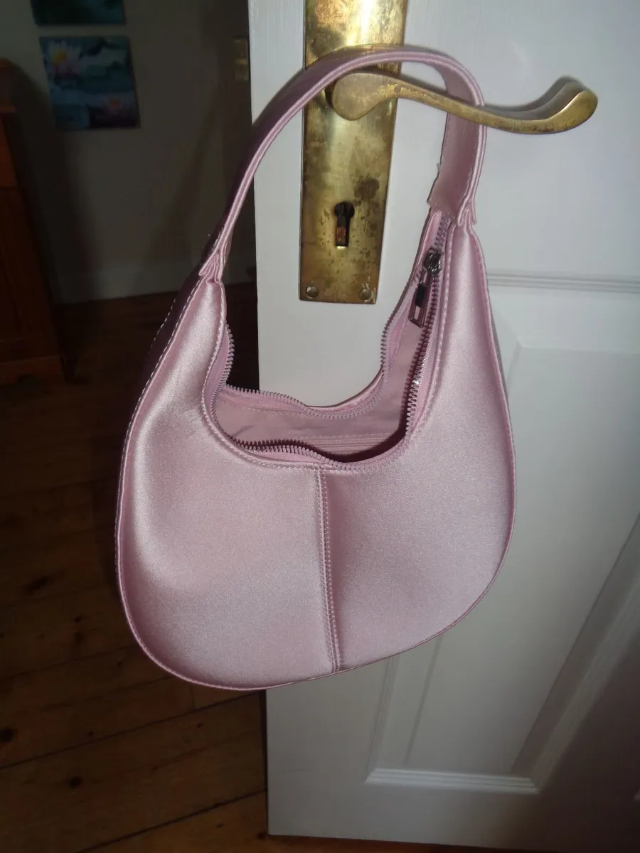 Rita Ora Pink Handbag for Sale - Image 1