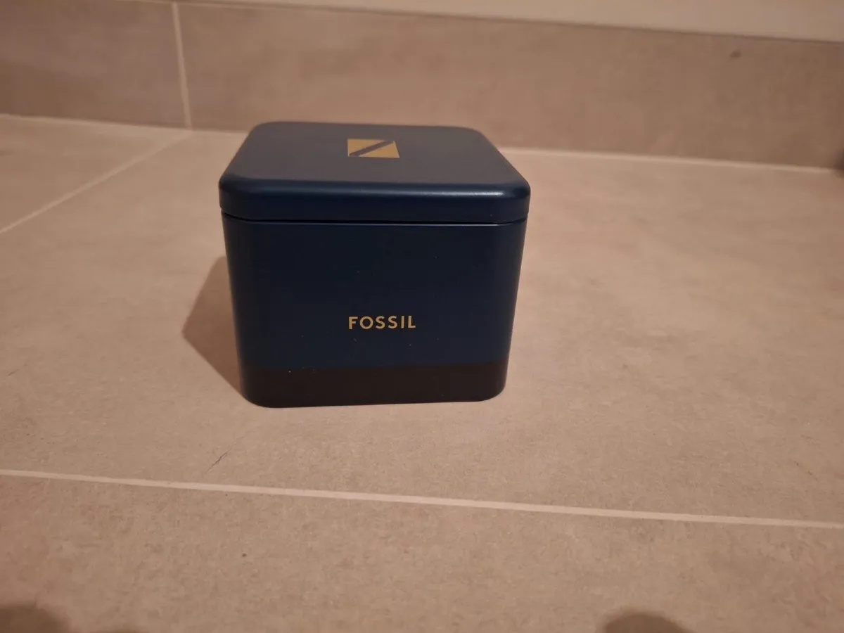 Fossil Fenmore multifunction watch - Image 4