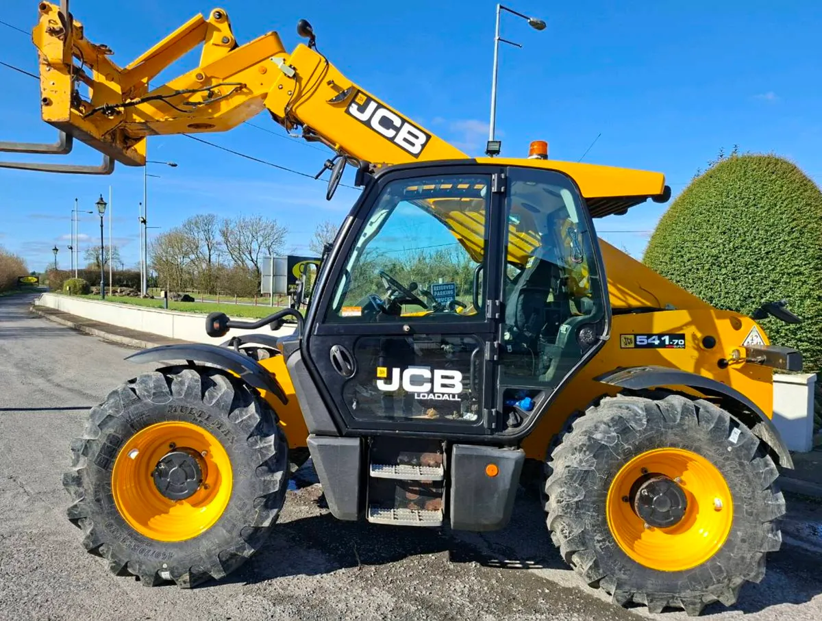 2016 JCB 541-70 Agri-Super - Image 1
