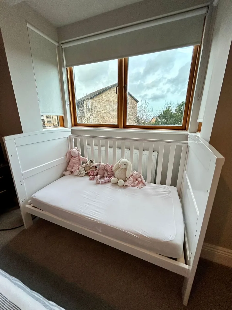 White Cotbed (BR Baby) with Mattress - Image 3