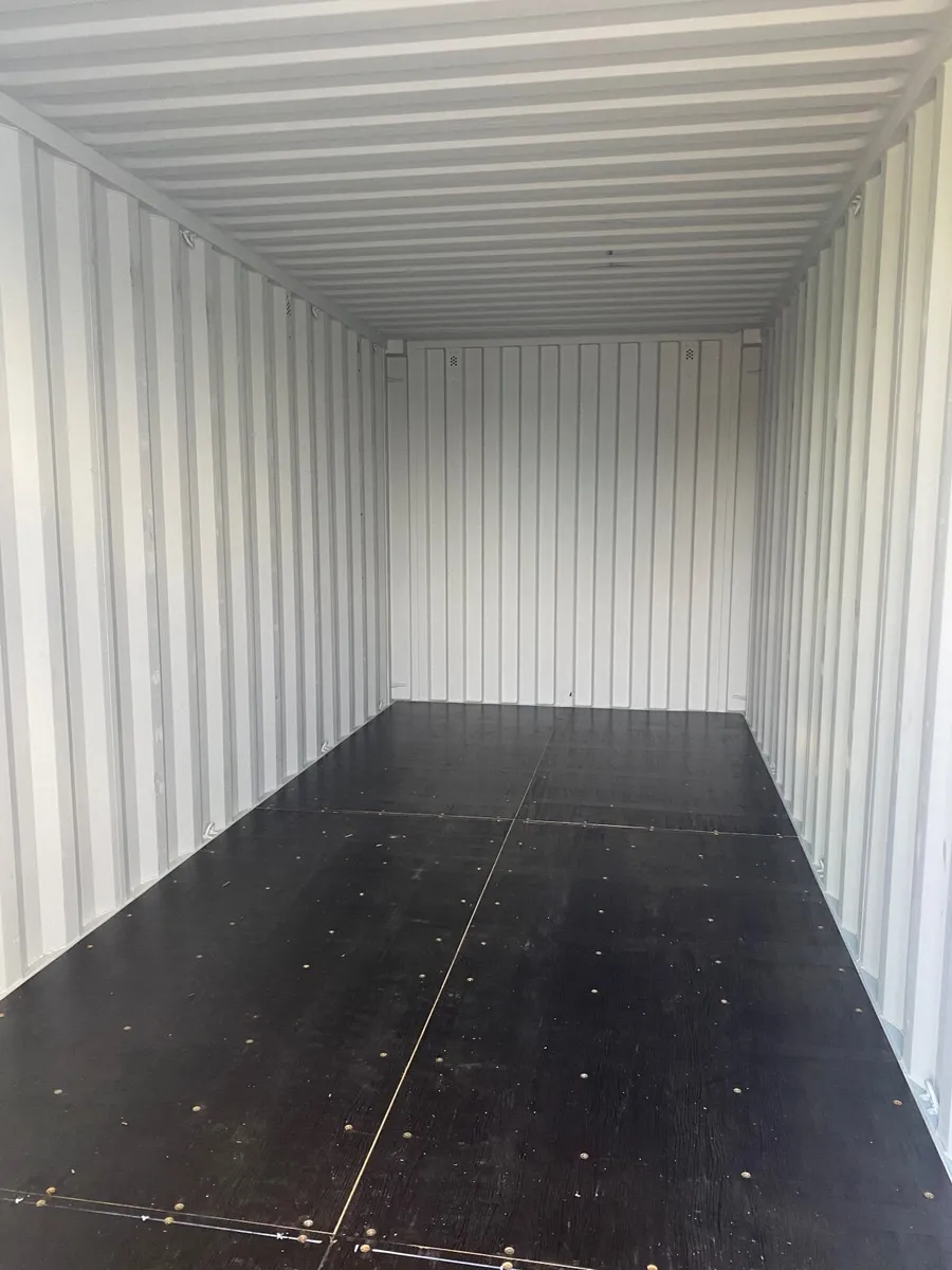 Shipping containers - Image 4