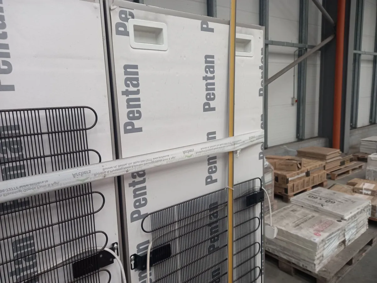 Online Auction Of A  Fridge & More! - Image 3