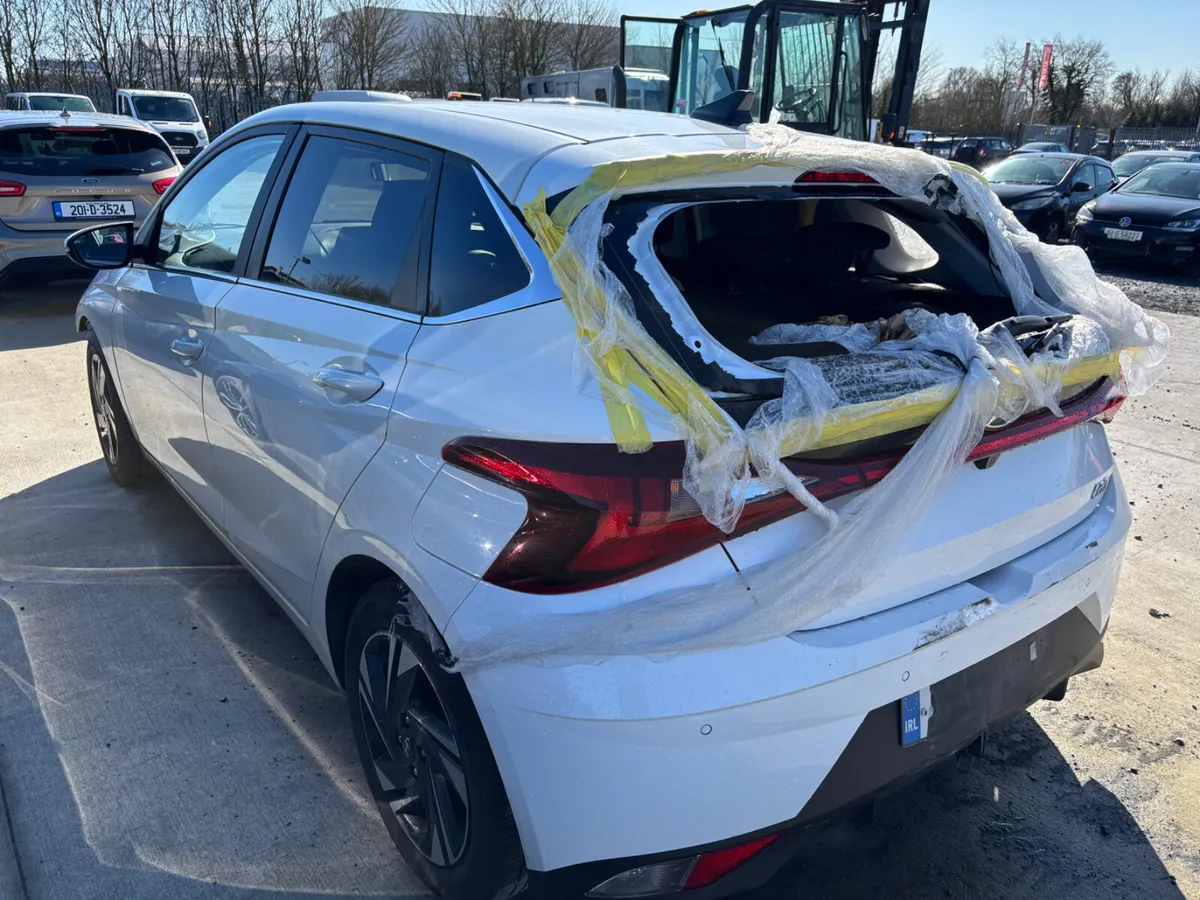 22 i20 Delux Plus Petrol 1.2 45km Starts - Image 3