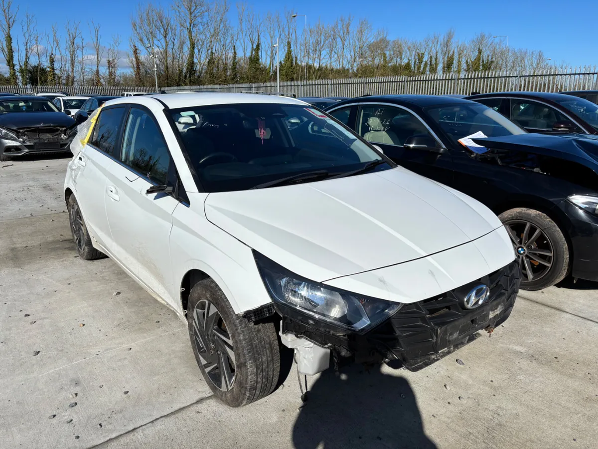 22 i20 Delux Plus Petrol 1.2 45km Starts - Image 2