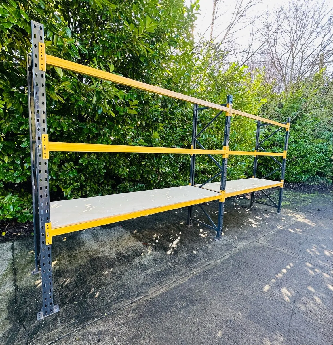 PALLET RACKING LARGE QUANTITY AVAILABLE - Image 3