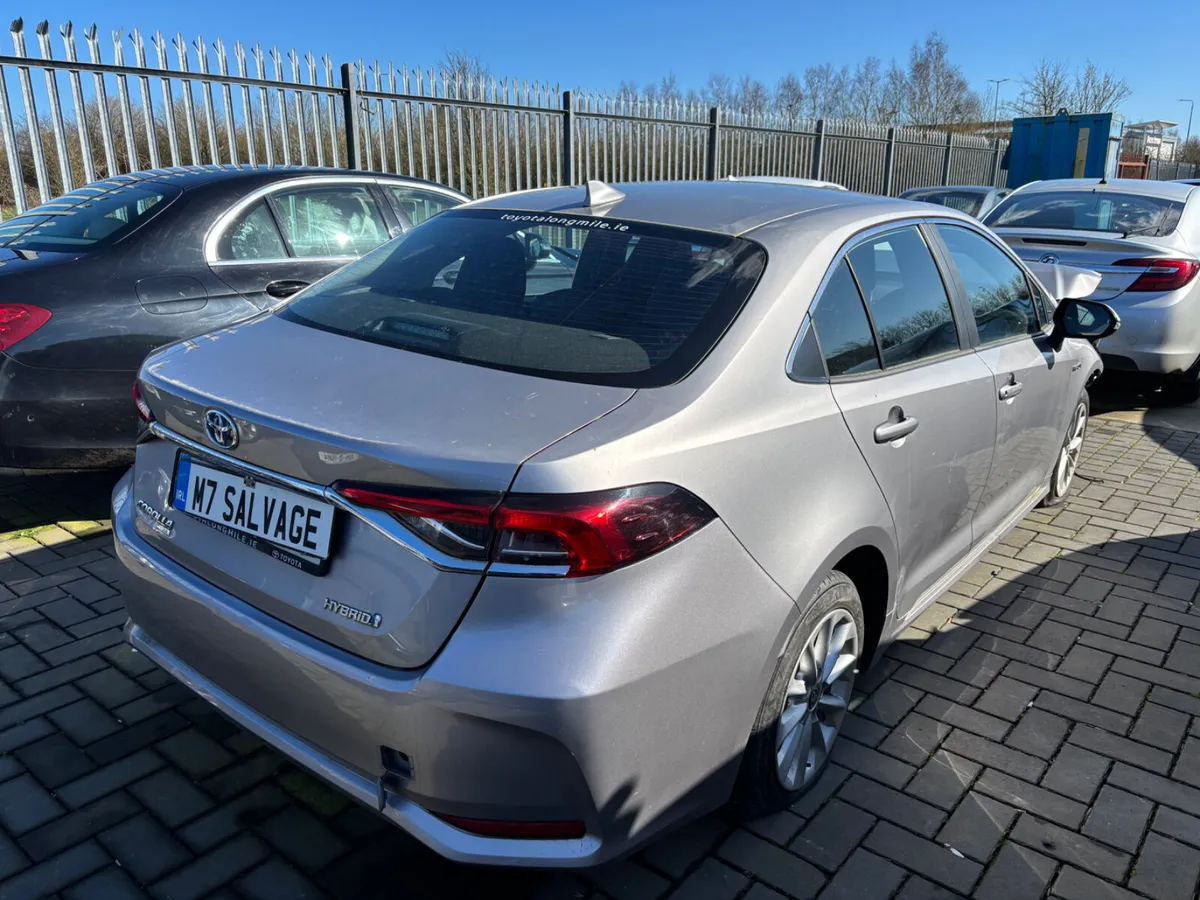 20 Corolla Hybrid Starts 36km - Image 3