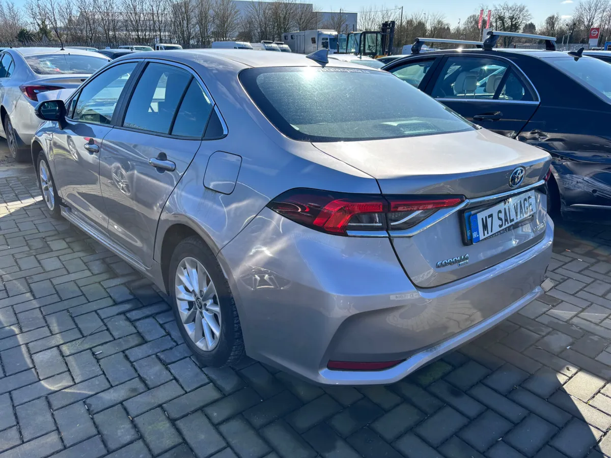 20 Corolla Hybrid Starts 36km - Image 4
