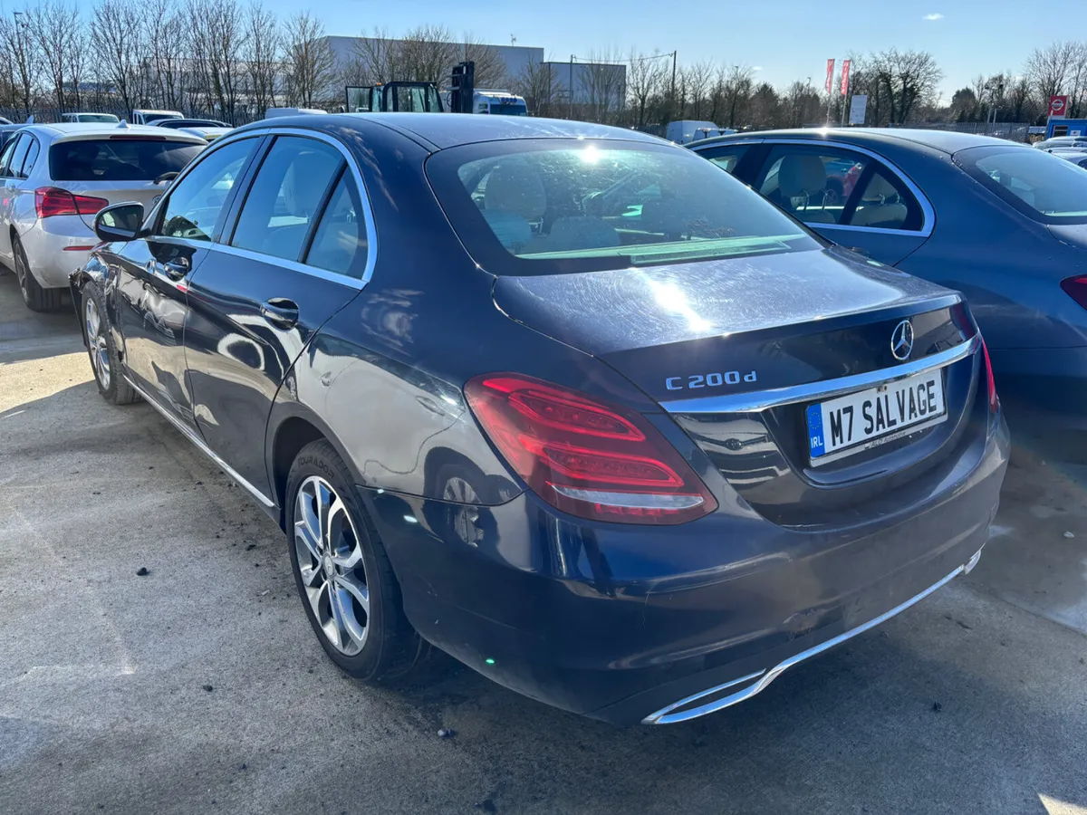 17 Merc 200d Auto NCT 1/27 225km drives - Image 4